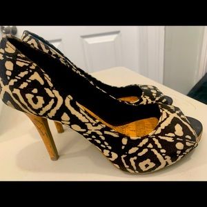 Christian Siriano peep toe heels